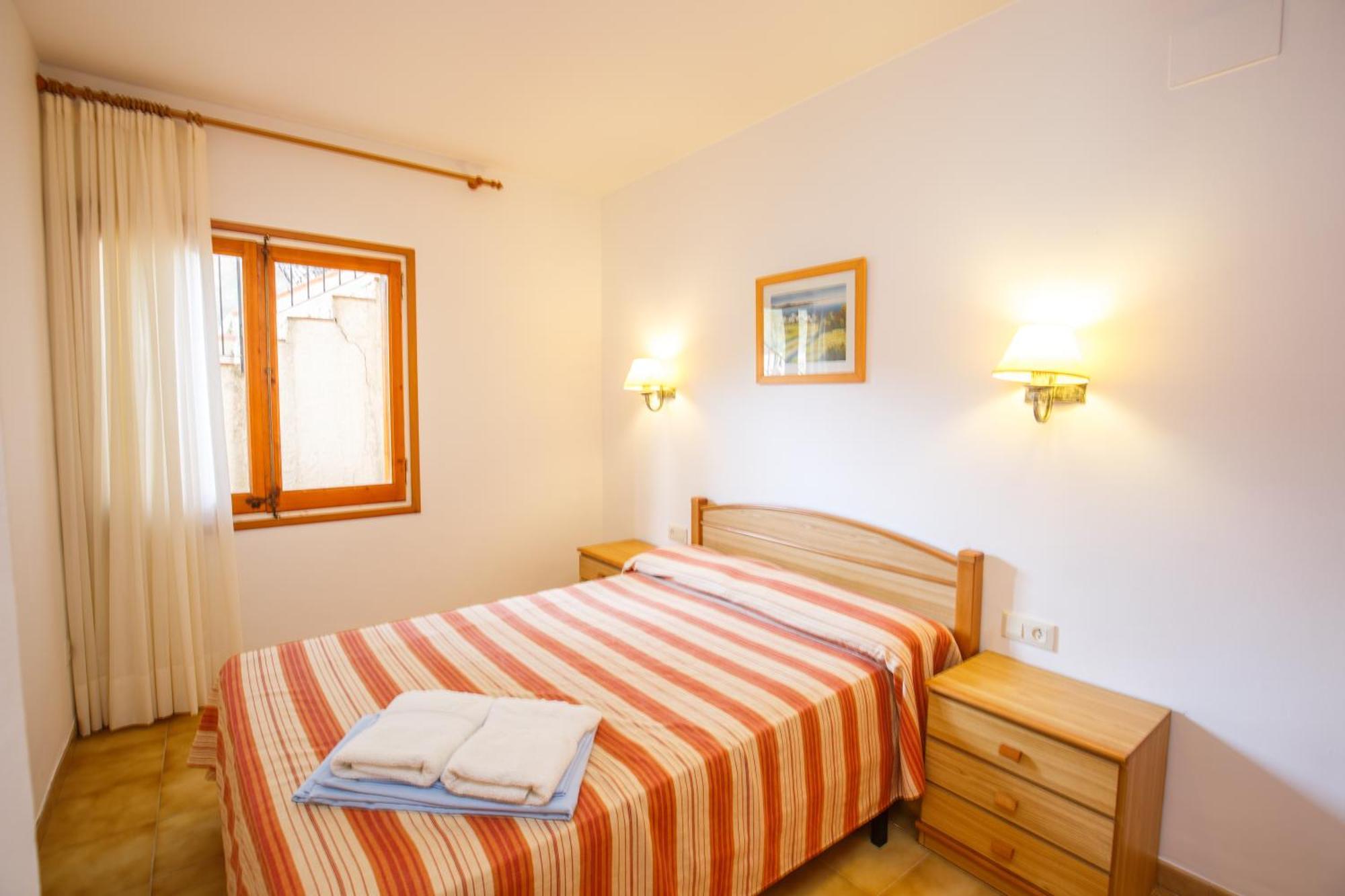 Isern Baix 2H Pals Bagian luar foto